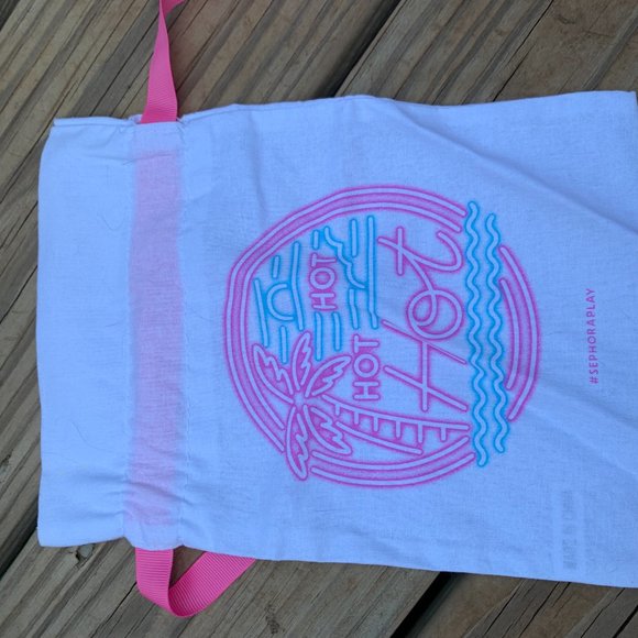 Sephora Play drawstring Makeup Bags - Picture 4 of 11